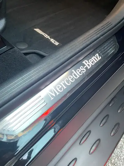 Mercedes-Benz GLC Coupé 400 d AMG Line — SUV coupé diesel 330 ch, quasi neuf — Miniatura 11