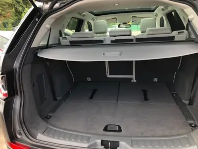 Land Rover Discovery Sport 2.0 Si4 HSE Luxury — SUV 7 places, 50'000 km, sans sinistre — dettaglio