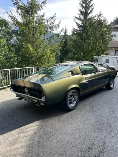 Ford Mustang Fastback 1967 — Légendaire muscle car, clone Shelby GT350 — Seitenansicht