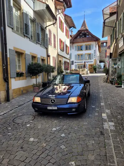 Mercedes-Benz SL 600 — Cabriolet légendaire, 394 ch, kilométrage préservé — vue extérieure