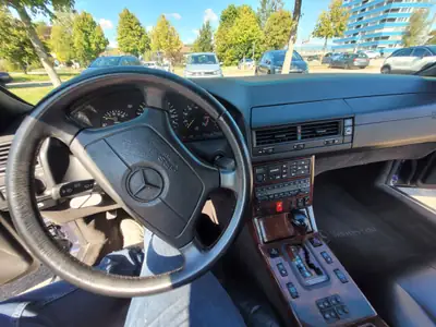 Mercedes-Benz SL 600 — Cabriolet légendaire, 394 ch, kilométrage préservé — Miniature 13