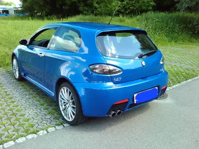 Alfa Romeo 147 3.2 GTA — Sportive italienne de 2003, 250 ch en parfait état — Innenraum