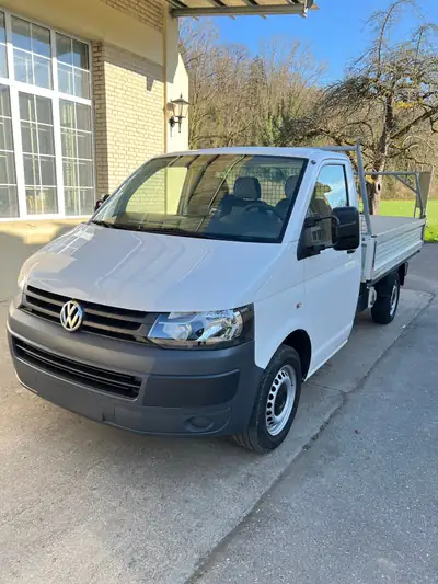 VW T5 2.0 TDI Long Version — Utilitaire fiable, 153 000 km, MFK fraîchement renouvelé — Seitenansicht