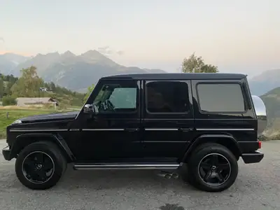 Mercedes-Benz G 350 BlueTEC — SUV légende, diesel performant, état impeccable — rear view