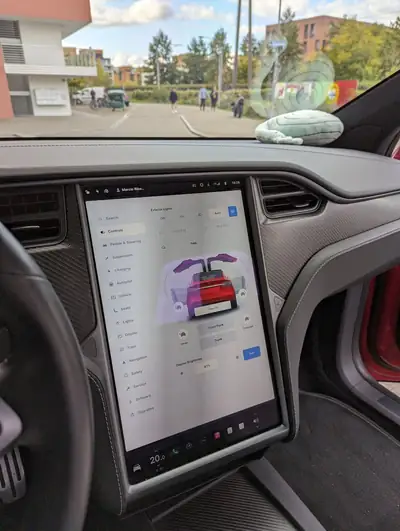 Tesla Model X 100 D Performance — SUV électrique 7 places, Full Autopilot inclus — Miniatura 12