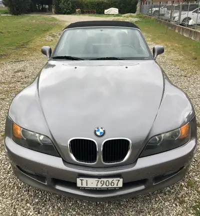 BMW Z3 1.9i Roadster 2002 — Cabriolet de légende, moteur fiable et design intemporel — fianco