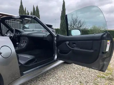 BMW Z3 1.9i Roadster 2002 — Cabriolet de légende, moteur fiable et design intemporel — Miniatura 7
