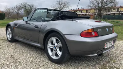 BMW Z3 1.9i Roadster 2002 — Cabriolet de légende, moteur fiable et design intemporel — Miniatura 14