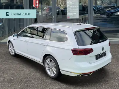 VW Passat Variant 1.4 TSI GTE Hybrid — SUV familial écologique, 57 200 km — arrière