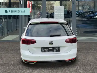 VW Passat Variant 1.4 TSI GTE Hybrid — SUV familial écologique, 57 200 km — intérieur