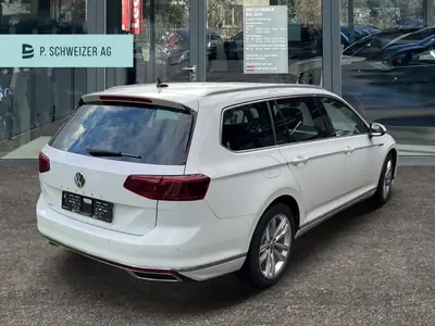 VW Passat Variant 1.4 TSI GTE Hybrid — SUV familial écologique, 57 200 km — tableau de bord