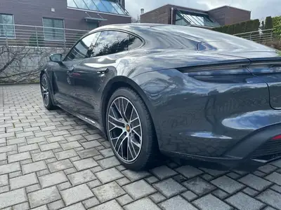 Porsche Taycan Turbo 2021 — Performance électrique 626 ch, très faible kilométrage — Miniatur 7