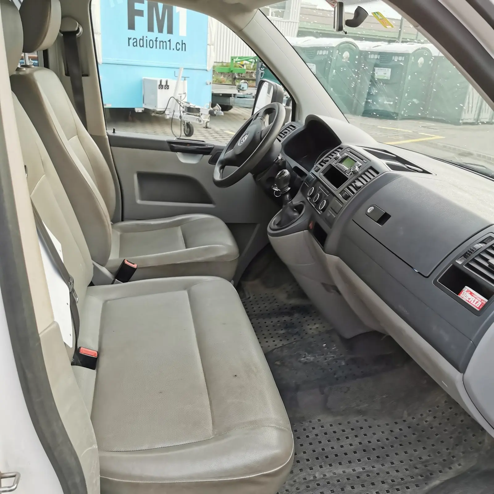 Volkswagen T5 2012 occasion St. Gallen SG — 5