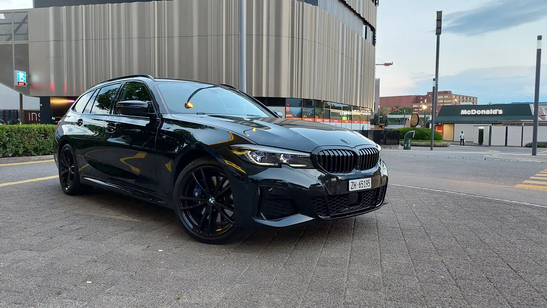 BMW M340i xDrive Touring — Break sportif hybride 48V, 45000 km, première main — Außenansicht
