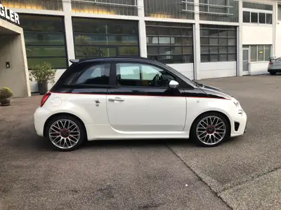 Fiat 595 Abarth Cabriolet — Sportivité turbo et style italien en version décapotable — Miniature 8