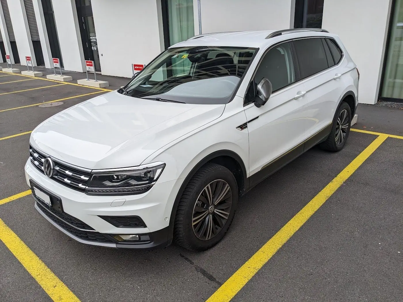Volkswagen Tiguan 2021 occasion Hünenberg — 3