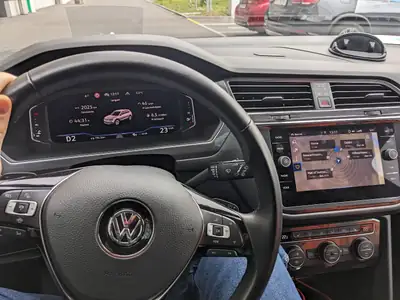 VW Tiguan Allspace 2.0 TDI SCR Highline 4Motion — SUV 7 places diesel performant, 28'000 km — Miniature 8