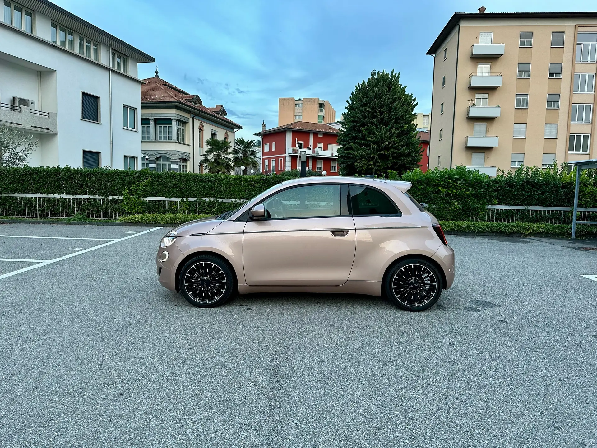 Fiat 500 Electric Icon 87 kW — Citadine électrique rétro, 31 000 km