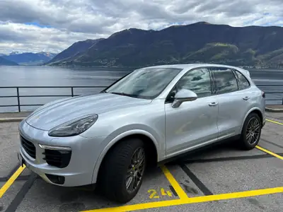 Porsche Cayenne S E-Hybrid Platinum Edition — SUV hybride rechargeable, 85'000 km seulement — Miniatura 19