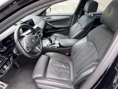 BMW 530e xDrive Pure M Sport — Hybride rechargeable, 104 500 km, garantie BMW — tableau de bord