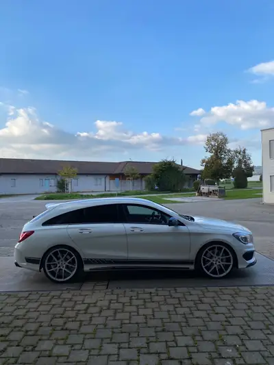 Mercedes-Benz CLA 45 AMG Shooting Brake — Performance 360 ch, 4Matic intégral — Thumbnail 9