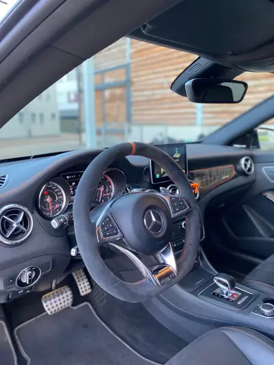 Mercedes-Benz CLA 45 AMG Shooting Brake — Performance 360 ch, 4Matic intégral — Thumbnail 14