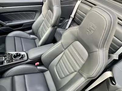 Porsche 911 Carrera 4 GTS Cabriolet — Décapotable sportive, 480 ch, état impeccable — Miniature 7