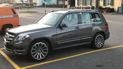 Mercedes-Benz GLK 220 BlueTEC 4Matic — SUV compact diesel, 4x4 fiable et économe — vue extérieure