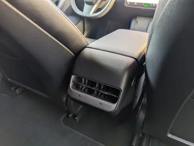Tesla Model 3 Long Range Dual Motor AWD — Électrique haute performance, 28 000 km seulement — Thumbnail 16