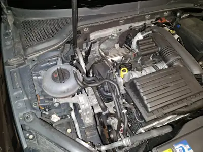 Volkswagen Golf 1.2 TSI Comfortline — Compacte fiable, faible consommation et sans sinistre — Miniatur 13