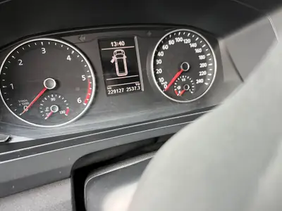 VW T6 2.0 Bi-TDI 4Motion — Utilitaire robuste 4x4, freins et filtre neufs — vista posteriore