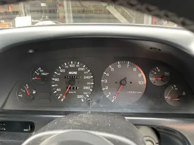 Nissan Skyline GTR R32 — Légende des années 90, propulsion intégrale et performance intemporelle — Miniatura 8