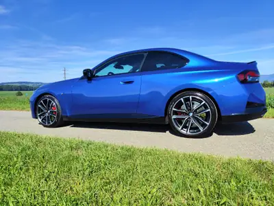 BMW M240i xDrive M Sport Pro — Coupé sportif haute performance, 19 500 km seulement — Armaturenbrett