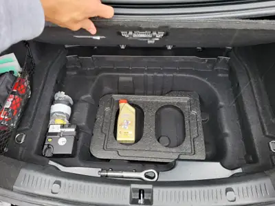 Mercedes-Benz E 220 d Avantgarde — Berline premium diesel, 92'400 km seulement — détail