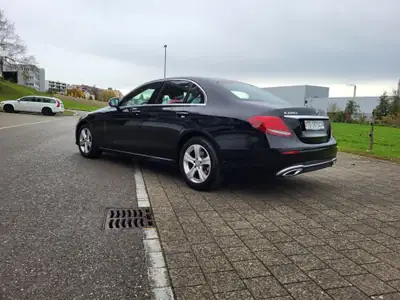 Mercedes-Benz E 220 d Avantgarde — Berline premium diesel, 92'400 km seulement — Miniature 7