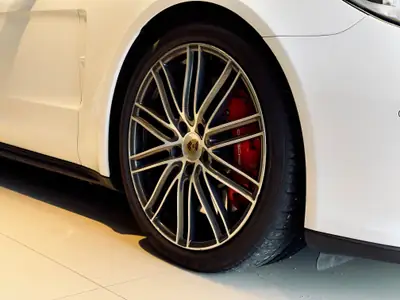 Porsche Panamera Turbo Sport Turismo — Berline de luxe 549 ch, traction intégrale — dettaglio