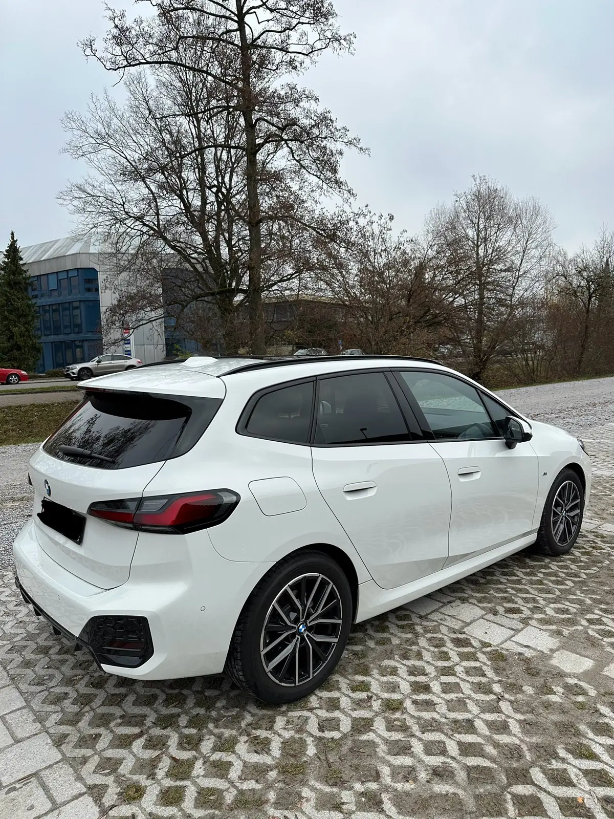 BMW 218 Active Tourer M Sport — Monospace polyvalent, diesel économe et très peu kilométré — vue extérieure