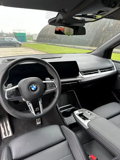 BMW 218 Active Tourer M Sport — Monospace polyvalent, diesel économe et très peu kilométré — Miniature 11