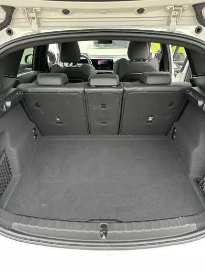 BMW 218 Active Tourer M Sport — Monospace polyvalent, diesel économe et très peu kilométré — Miniature 18