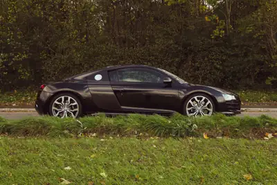 Audi R8 Coupé 5.2 — Supercar légendaire, 525 ch et seulement 53'000 km — Detail