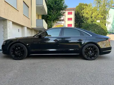 Audi A8 4.2 TDI Quattro — Berline de prestige, moteur V8 diesel 385 ch — Außenansicht