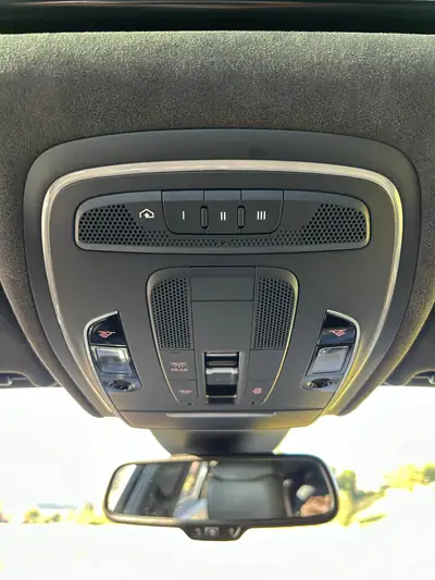 Audi A8 4.2 TDI Quattro — Berline de prestige, moteur V8 diesel 385 ch — Miniatur 10