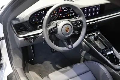 Porsche 911 Targa 4S PDK — Cabriolet sportif, première main, 34 500 km — detail
