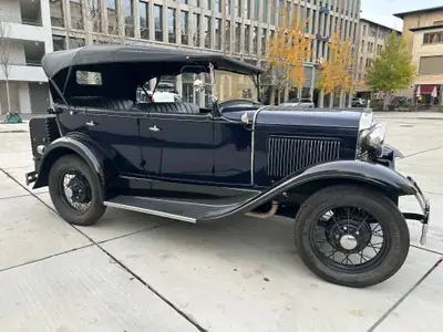 Ford Model A Phaeton Deluxe 1930 — Cabriolet restauré, motorisation révisée & prêt à rouler — Miniature 10