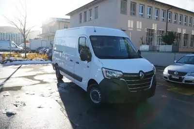 Renault Master T35 ENERGY 2.3dCi 150 — Utilitaire robuste, faible kilométrage, charge utile 1320 kg — vue extérieure