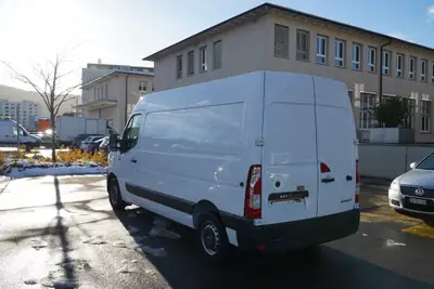 Renault Master T35 ENERGY 2.3dCi 150 — Utilitaire robuste, faible kilométrage, charge utile 1320 kg — côté