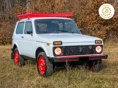 LADA Niva 4x4 1.7i — Le classique SUV soviétique entièrement restauré, prêt à l'aventure — Außenansicht