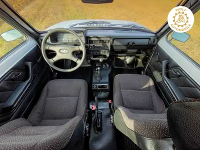 LADA Niva 4x4 1.7i — Le classique SUV soviétique entièrement restauré, prêt à l'aventure — Miniatur 7