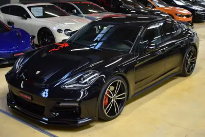 Porsche Panamera 4S PDK — Berline sportive Techart, 35000 km, service à jour — côté
