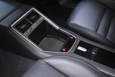 Porsche Panamera 4S PDK — Berline sportive Techart, 35000 km, service à jour — Miniature 18